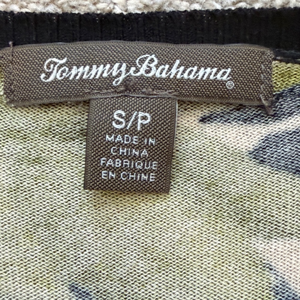 Tommy Bahama floral sweater sz S - Picture 2 of 4